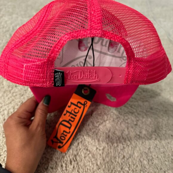 Von Dutch Trucker Hat Hot Pink Flying Eyeball Wordmark Snapback. P0021 - Picture 4 of 9